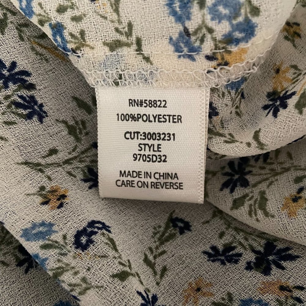 Max Studio Print Sheer Ruffle Back Chiffon Top - Picture 3 of 10
